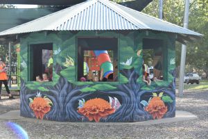 Howlong's Enchanted Hut - Accommodation in Brisbane